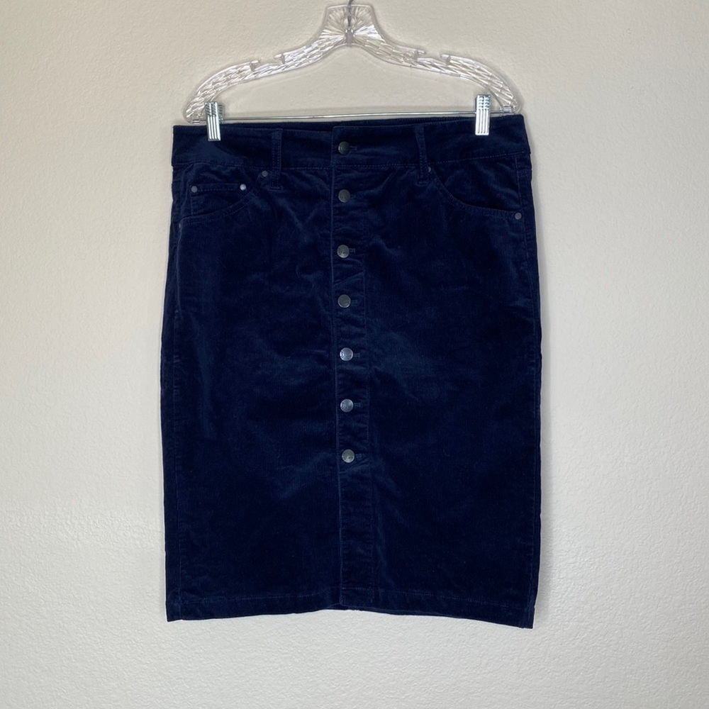 Jag corduroy navy skirt Sz 12 worn once EUC
